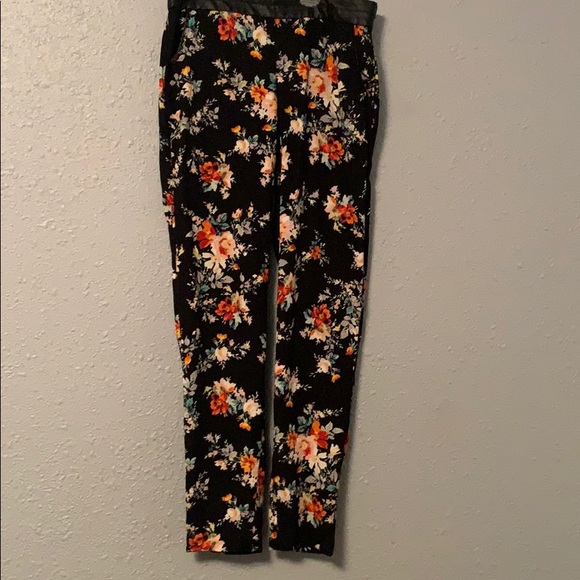 black flowered pants dress pants - Picture 1 of 2